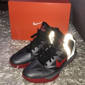 Nike Air max hightop basketball shoes